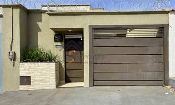 Imagem: CASA COM 3 QUARTOS À VENDA NO SETOR SERRA