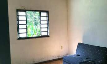 Imagem 5: Chalé para venda tem 35m2 com 1 quarto e 3500m2 de terreno com fundos pra cachoeira em San