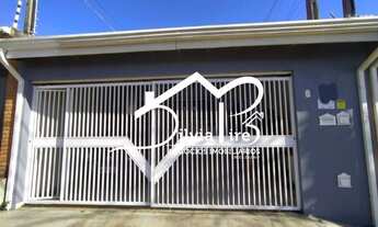 Imagem 4: Casa térrea com suíte e varanda no piso superior em excelente localização no Jardim Bom Pr