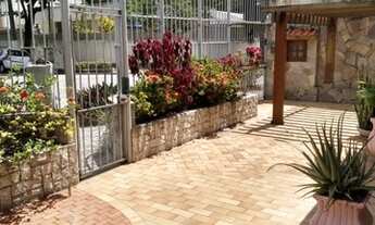 Imagem: Casa para venda com 360m² e 5 quartos em