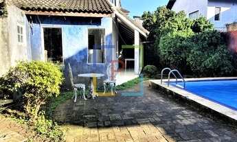 Imagem 3: Casa à venda em Interlagos, 400m², 4 quartos (3 suítes), piscina, jardim, 2 vagas!