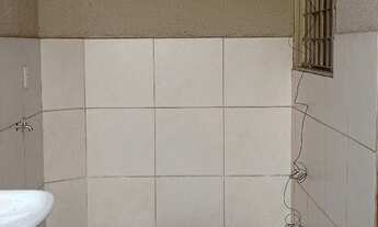 Imagem 5: Alugo casa 02 quartos com armários Parque Amazônia