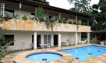 Imagem 2: Casa com 5 suítes, futebol e tênis, em 3 lotes!