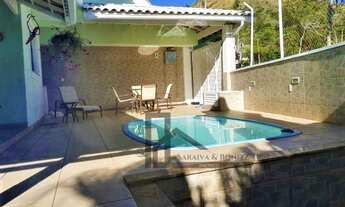 Imagem 2: Casa duplex em condomínio para venda tem 173 metros quadrados com 3 quartos