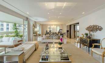 Imagem 4: Apartamento mobiliado e decorado com muito bom gosto e qualidade, 4 suítes, varandas excel