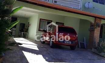 Imagem: Casa à venda, 5 quartos, 2 suítes, 5 vagas