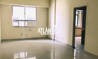 Imagem 2: Excelente Grupo comercial de 2 salas, 86 m2 - Av. Treze de Maio - Centro