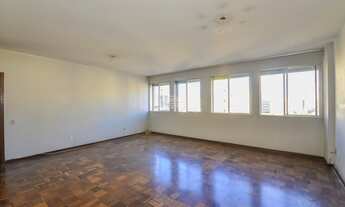 Imagem 6: Apartamento para venda possui 140 metros quadrados com 4 quartos em Centro - Curitiba - PR