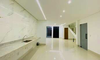 Imagem 5: 03 QUARTOS SENDO 01 SUÍTE - SOBRADO ALTO PADRÃO COM PISCINA - SETOR GOIÂNIA 2