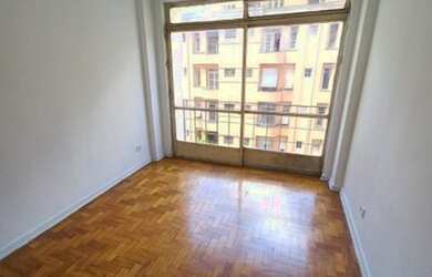 Imagem 5: Antônio de Godói perto do metro São Bento e Republica centro c varanda piso de taco