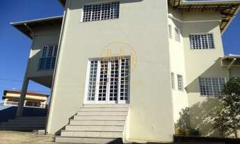 Imagem 3: Maravilhosa Casa em bairro calmo e residencial. O Colonial oferece tranquilidade para você