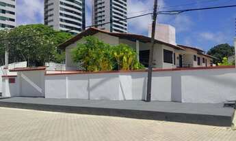 Imagem 2: Casa para venda possui 674 metros quadrados com 4 quartos em Capim Macio - Natal - RN