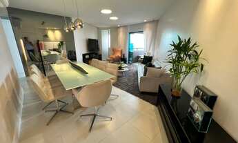 Imagem 2: Apartamento para venda possui 125 metros quadrados com 3 quartos em Casa Amarela - Recife