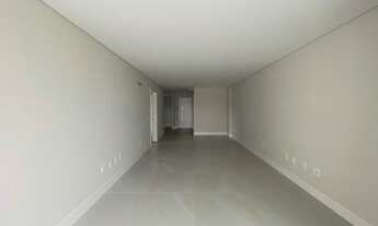 Imagem 2: Apartamento 3 Suítes e 3 Vagas com HB - Centro