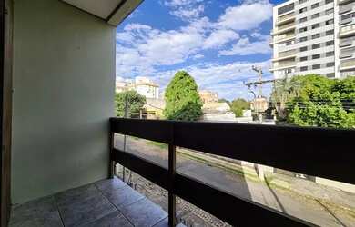 Imagem 6: PORTO ALEGRE - Apartamento Padrão - JARDIM DO SALSO