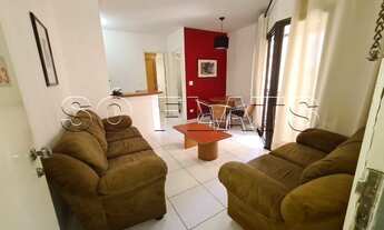 Imagem 4: Flat com amplos cômodos e uma sala avarandada em Moema próximo ao metrô e Shopping. Sem fi