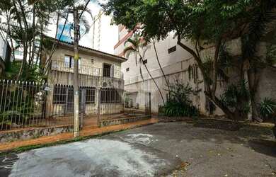 Imagem 4: SOBRADO PARA REFORMA TOTAL OU APROVEITAMENTO DO TERRENO 370M²- 200 METROS DO PARQUE DA AC