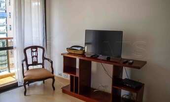 Imagem 6: Flat reformado no coração da Avenida Paulista com serviços de quarto sendo disponível para