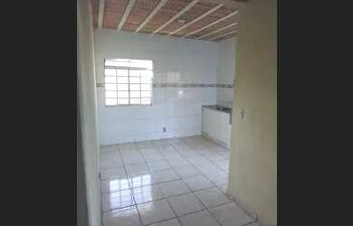 Imagem 5: Alugo uma casa Casa com 2 dormitórios
