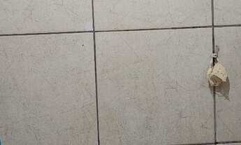 Imagem 2: Procuro alguém para dividir barracão (kitnet) (já possuo local