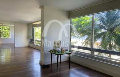 Imagem 7: Ótimo prédio, centro de terreno, portaria com segurança 24 h