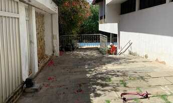 Imagem 7: Casa Duplex, para aluguel, possui 296 m² com 5 Suítes - Dunas