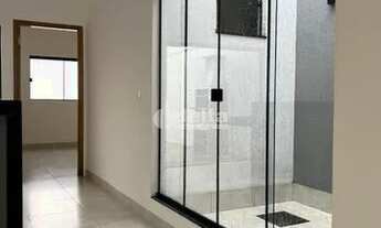 Imagem 3: Casa à venda, 2 quartos, 1 suíte, 3 vagas, Shopping Park - Uberlândia/MG