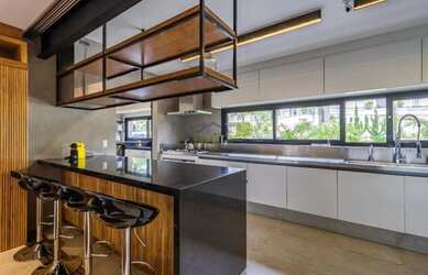 Imagem 7: Casa de condomínio térrea para venda possui 1721 metros quadrados com 4 quartos