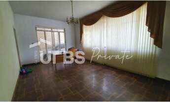 Imagem: Casa de Rua - Casa 3 quartos