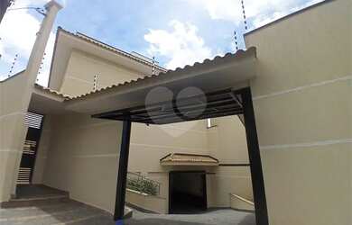 Imagem 6: Sobrado novo em condomínio fechado