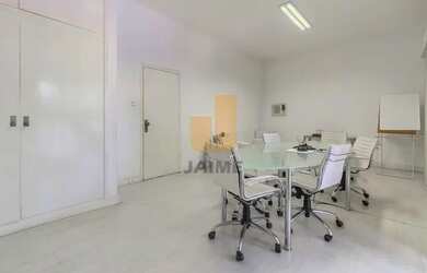 Imagem 4: Sobrado com 4 Dormitórios 2 Vagas em Jardim America