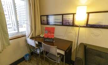 Imagem 4: Residencial com uma mobília refinada e muito bem localizado ao lado da Av Paulista. Consul