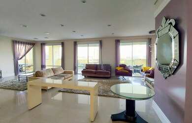 Imagem 3: Apartamento para aluguel possui 360 metros quadrados com 5 quartos