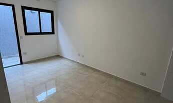 Imagem 2: Casa em Praia Grande na Guilhermina, sendo 2 dormitórios