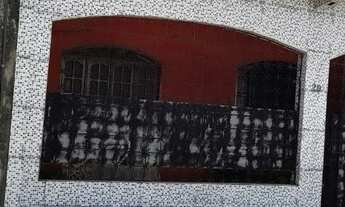 Imagem: Vende-se estas duas casas pelo preço de