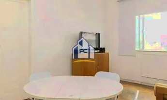 Imagem 3: Amplo Apartamento com 3 Quartos, Sala, Dependência Completa & Área de Serviço à Venda