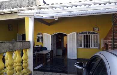 Imagem 4: Casa lote inteiro com piscina em Mongaguá