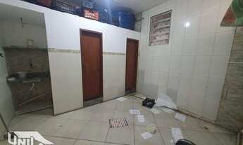 Imagem 6: Edifício à venda no bairro Volta Grande II com 03 lojas, 01 apartamento, 03 kitnets e terr