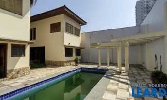 Imagem 2: SOBRADO - ÁGUA RASA - SP