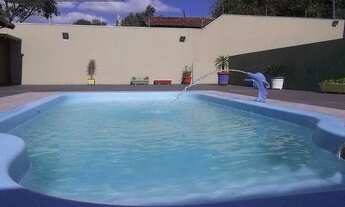 Imagem 7: Área de lazer com piscina na Vila Dutra