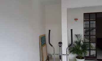 Imagem 2: Casa de esquina com excelente no lacalização no Bairro do cruzeiro