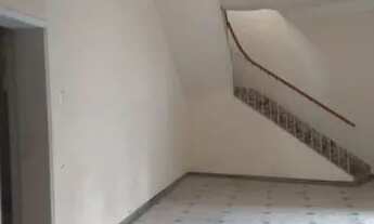 Imagem 2: Casa para aluguel possui 300 metros quadrados com 9 quartos em Praia do Suá - Vitória - ES