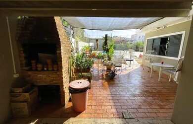 Imagem 4: Casa para alugar em Bairro Das Bandeiras de 268.00m² com 3 Quartos, 1 Suite e 2 Garagens