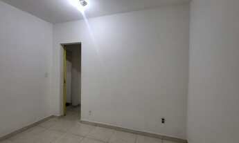 Imagem 2: Casa para aluguel com 2 quartos na rua Califórnia - Centro de São Gonçalo