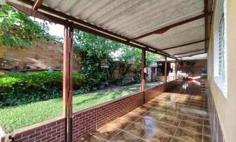 Imagem 4: Betim - Casa Padrão - Bandeirinhas