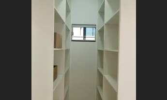 Imagem 3: Casa de condomínio para aluguel possui 230 metros quadrados com 3 quartos