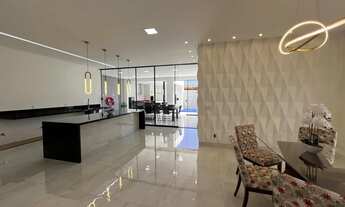 Imagem 5: Sobrado de alto padrão Anápolis com 5 quartos, 4 suítes e 2 com closet, piscina aquecida!