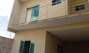 Imagem: Sobrado para venda tem 160 metros quadrados