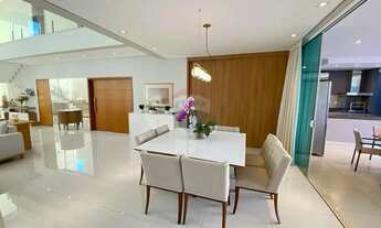 Imagem 6: Casa à venda no condomínio Arara Azul, 4 suítes por R$ 2.790.000