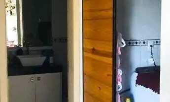 Imagem 7: Casa a venda com 4 dormitórios e 3 banheiros de 179m²